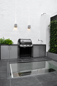 Child friendly roof garden