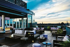 Toronto_Thompson_600